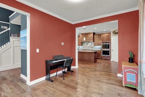 5812 Bluestem Court Carmel IN 46033