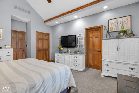 5127 Copperwood Drive Greenwood IN 46143