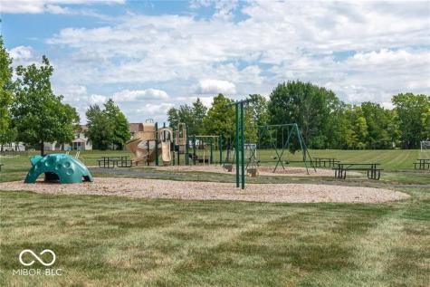 1844 Creekside Drive Brownsburg IN 46112