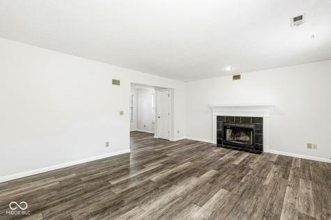 8927 Torrance Place Fishers IN 46038