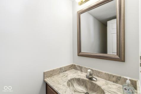 8927 Torrance Place Fishers IN 46038
