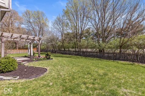 8927 Torrance Place Fishers IN 46038