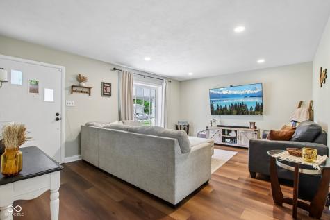 6522 Birchcrest Drive Indianapolis IN 46241