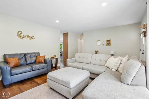 6522 Birchcrest Drive Indianapolis IN 46241