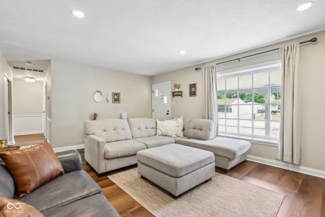 6522 Birchcrest Drive Indianapolis IN 46241