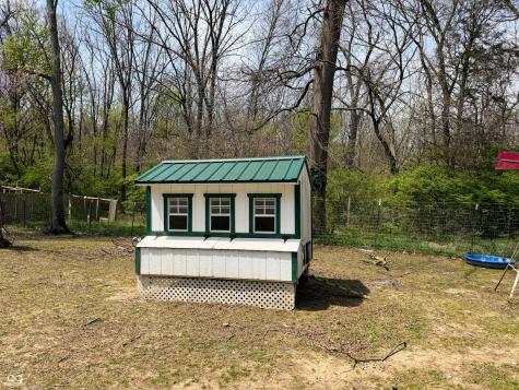 5739 Powell Road Indianapolis IN 46221