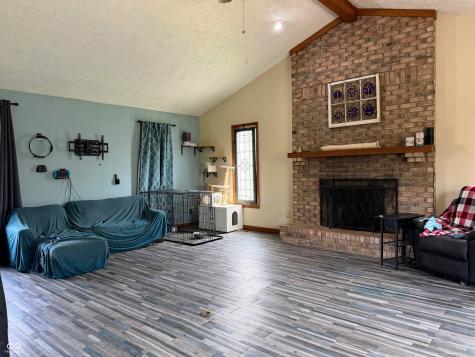 5739 Powell Road Indianapolis IN 46221