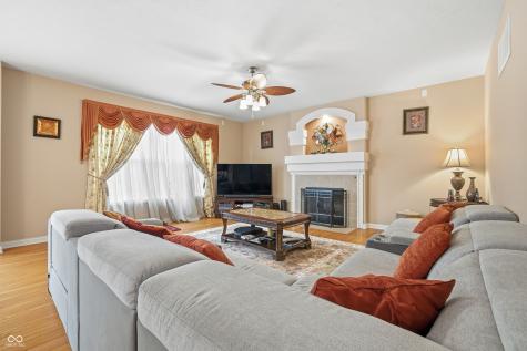 12786 Tuscany Boulevard Carmel IN 46032