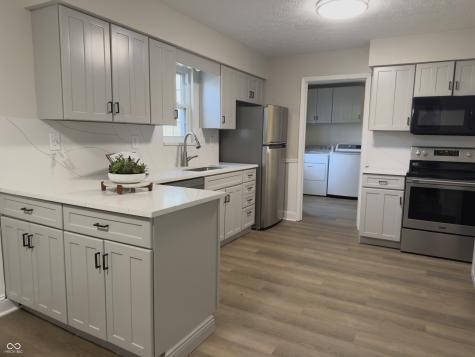 9802 Hamilton Hills Lane Fishers IN 46038