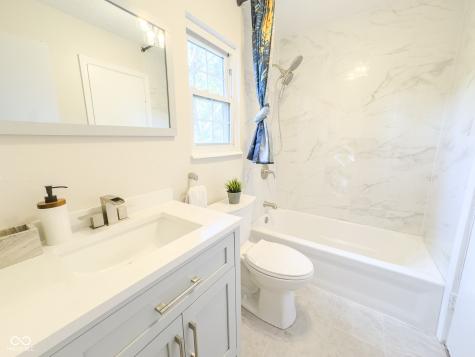 9802 Hamilton Hills Lane Fishers IN 46038