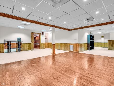 1042 Red Oak Drive Avon IN 46123