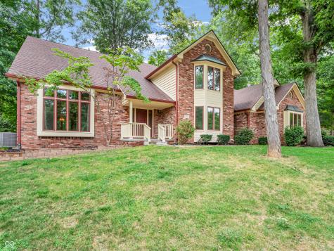 1042 Red Oak Drive Avon IN 46123