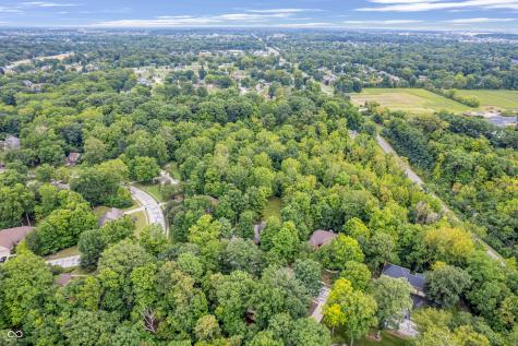 1042 Red Oak Drive Avon IN 46123