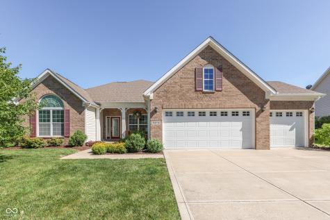 8096 Eskerban Drive Avon IN 46123