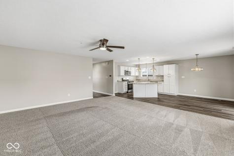 6178 N Woodhaven Drive Mccordsville IN 46055
