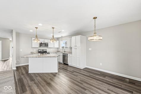 6178 N Woodhaven Drive Mccordsville IN 46055