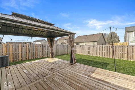 6178 N Woodhaven Drive Mccordsville IN 46055