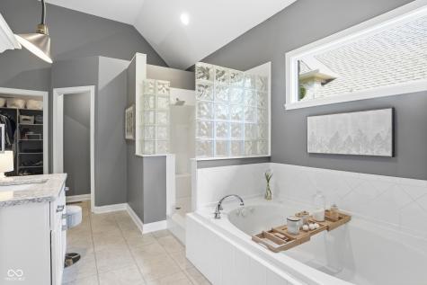 12985 Abraham Run Carmel IN 46033