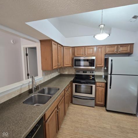 6750 Sundown Drive S Indianapolis IN 46254