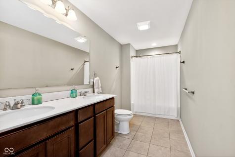 4575 Peabody Way Westfield IN 46062