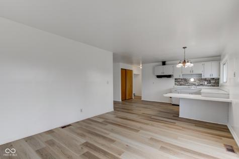 2832 S Oakland Avenue Indianapolis IN 46203