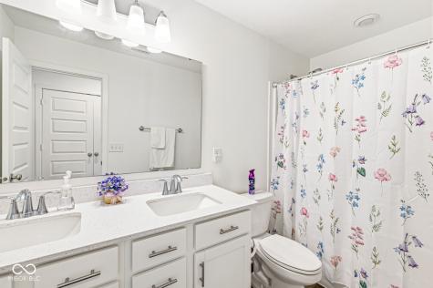 9480 Edgerton Road Pendleton IN 46064