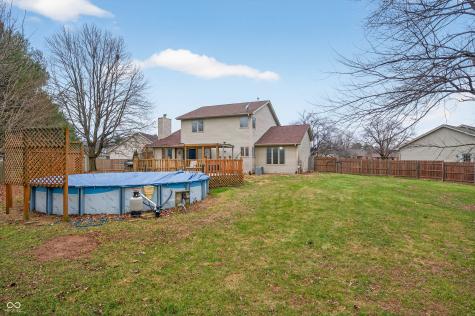 2865 Foxridge Circle Columbus IN 47203