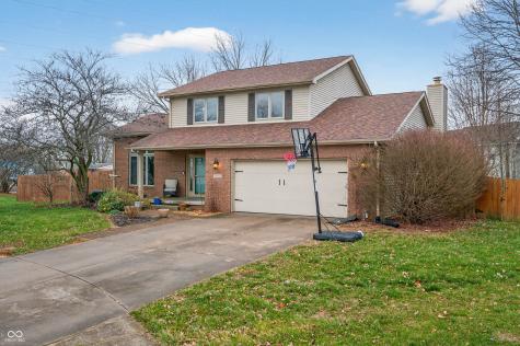 2865 Foxridge Circle Columbus IN 47203