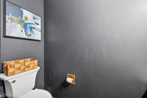 2865 Foxridge Circle Columbus IN 47203