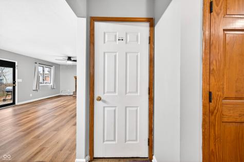 2865 Foxridge Circle Columbus IN 47203