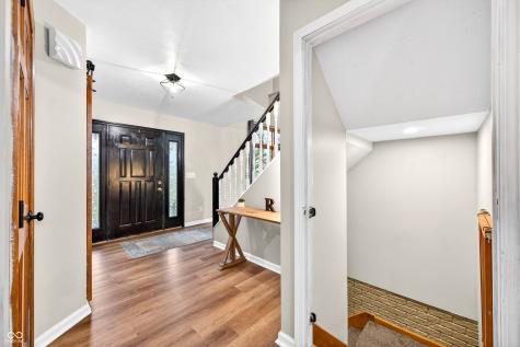 2865 Foxridge Circle Columbus IN 47203