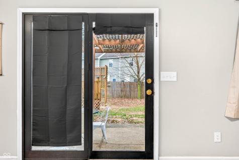 2865 Foxridge Circle Columbus IN 47203