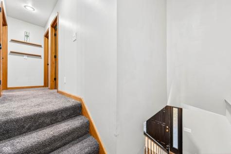 2865 Foxridge Circle Columbus IN 47203