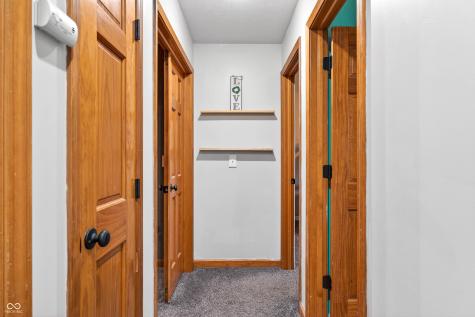 2865 Foxridge Circle Columbus IN 47203