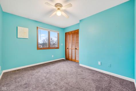 2865 Foxridge Circle Columbus IN 47203