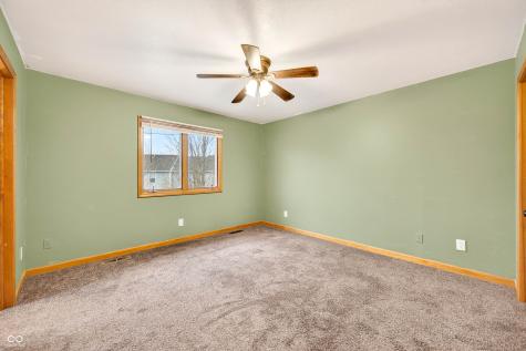 2865 Foxridge Circle Columbus IN 47203