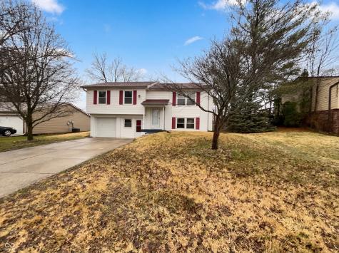 6910 Troon Way Indianapolis IN 46237