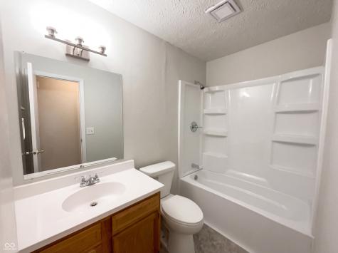 6910 Troon Way Indianapolis IN 46237