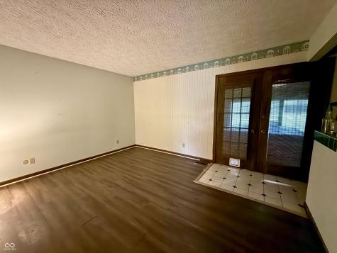 2 Holmes Court Greenfield IN 46140