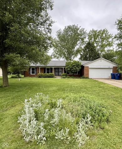 2 Holmes Court Greenfield IN 46140