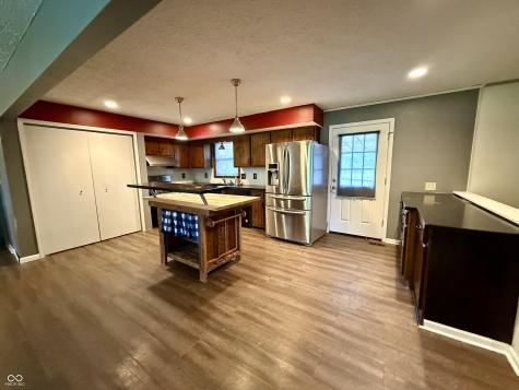 2 Holmes Court Greenfield IN 46140