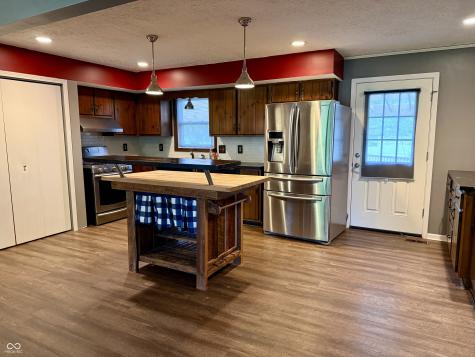 2 Holmes Court Greenfield IN 46140