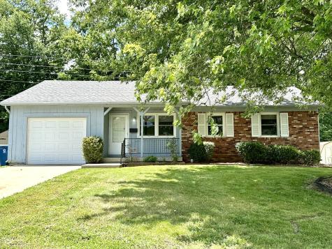 8662 Chessie Drive Indianapolis IN 46217