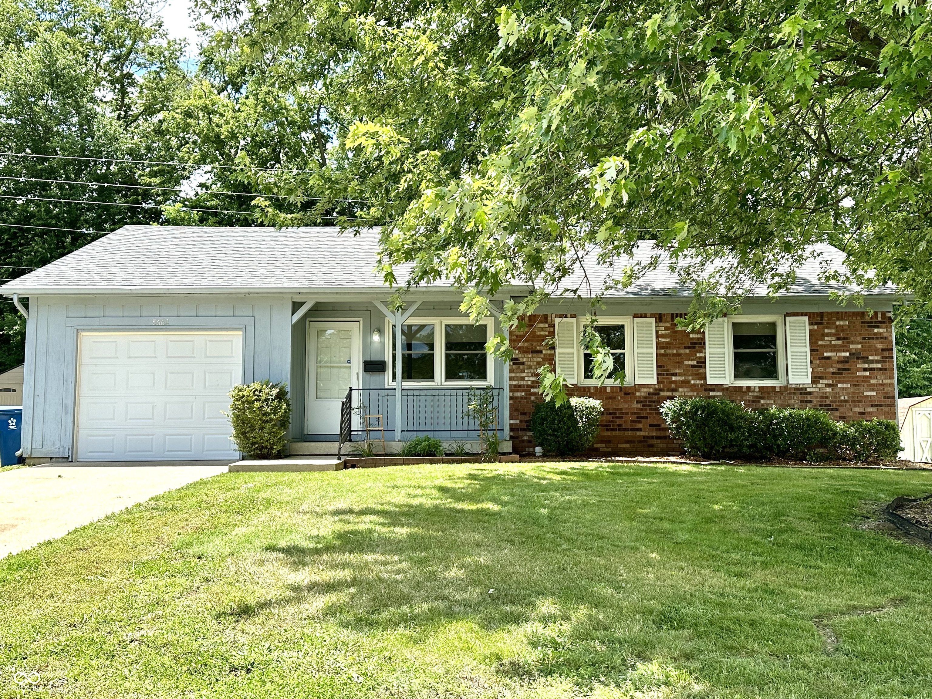 8662 Chessie Drive Indianapolis IN 46217
