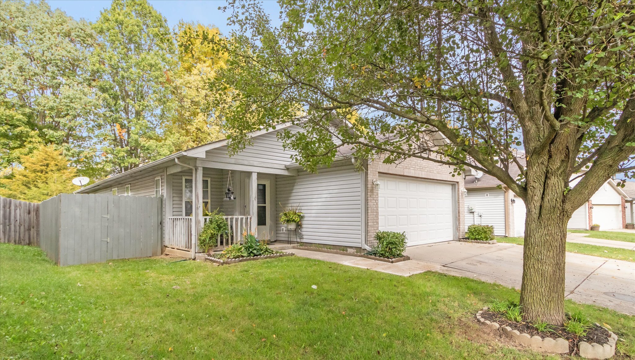 8910 Lighthorse Drive Indianapolis IN 46231