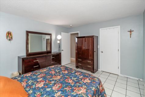 8910 Lighthorse Drive Indianapolis IN 46231
