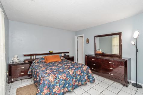 8910 Lighthorse Drive Indianapolis IN 46231