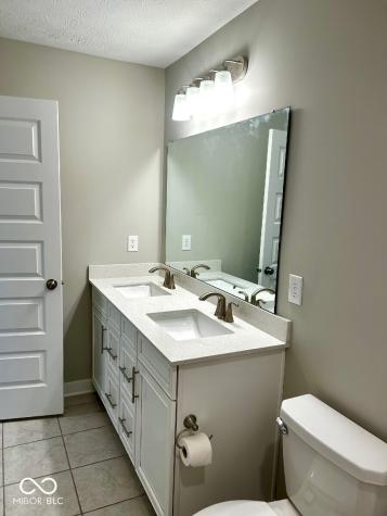 11940 Springtide Lane Fishers IN 46037