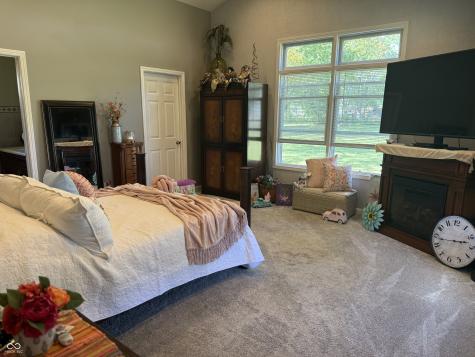 8218 Rawles Avenue Indianapolis IN 46219