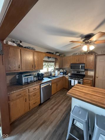 668 N 300 W Greenfield IN 46140